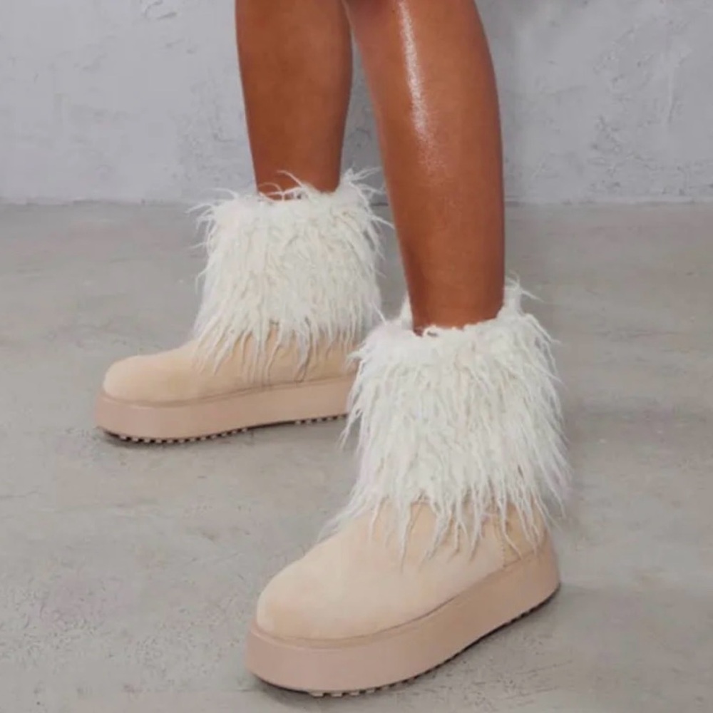 Cream suede, faux fur ankle boot